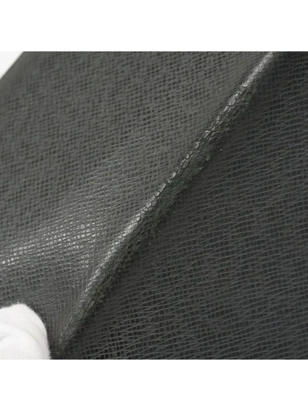 Louis Vuitton Billfold Taiga Porte Valeurs Cartes Credit Ardoise Wallet